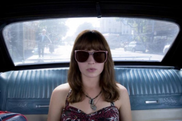 Netflix Britt Robertson interpreta Sophia Amoruso.