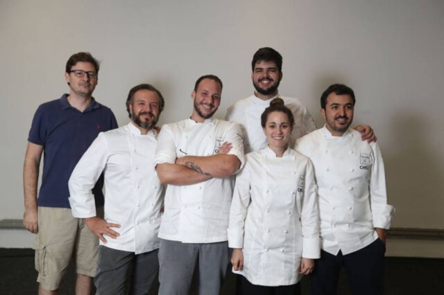 Alex Silva|Estadão Rumo ao Bocuse d'Or da França: Leonardo Marigo (sócio do Evvai), Renato Carioni (treinador da equipe), Luiz Filipe Souza (candidato finalista e chef do Evvai), Vinícius Pires (comim da competição), Giovanna Grossi (presidente do comitê) e Victor Vasconcellos (vice-presidente)