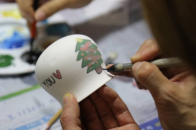 Pixabay/@manseok Doações crescem durante o período de Natal.
