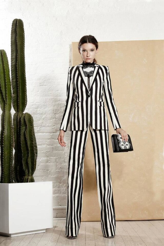 Reprodução/ Facebook Alice + Olivia