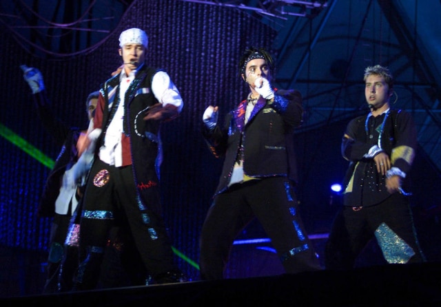 Wilton Junior / Estadão Justin Timberlake, de bandana, ao lado de seus colegas de N'Sync no Rock In Rio 3, em 2001.