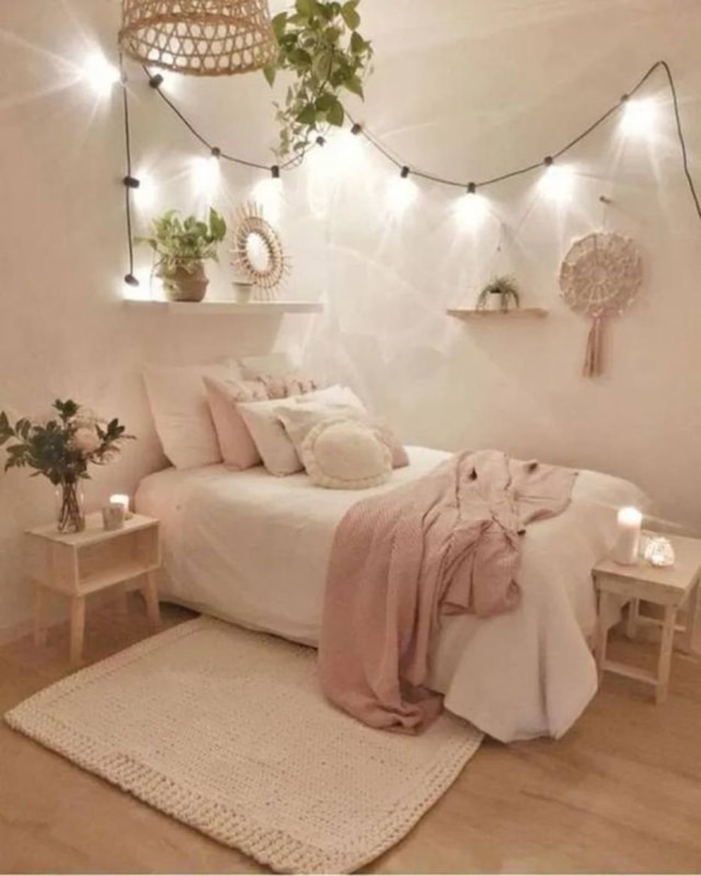 Pinterest/Homyhome Espécies alegram os ambientes; penduradas, no vaso, nas estantes ou em composições