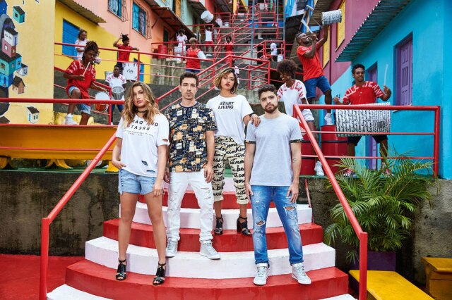 Yuri Sardenberg e Ana Monteiro/Coca-Cola Jeans Peças criadas por Sasha foram feitas com jeans sustentável