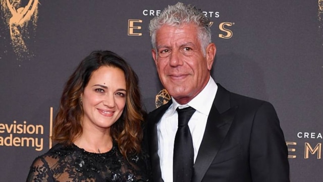 Neilson Barnard/ AFP A atriz Asia Argento e o chef Anthony Bourdain