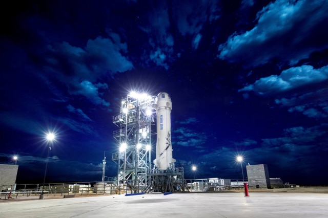 Blue Origin/Handout via REUTERS A empresa Blue Origins, de Jeff Bezos, planeja cobrar R$ 770 mil para levar as pessoas em viagens ao espaço