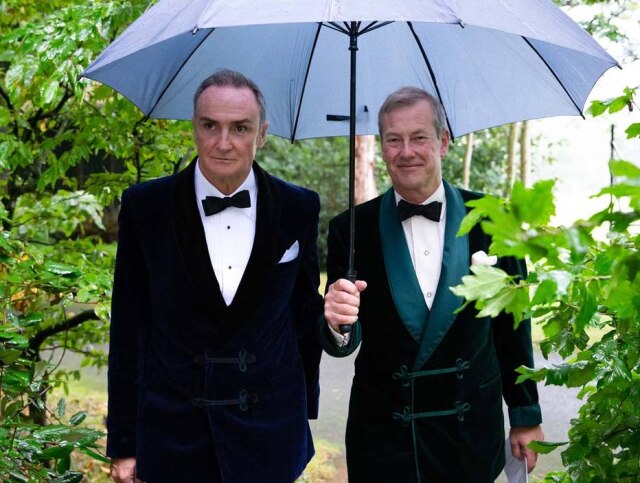 Instagram / @ivar_mountbatten O casal Ivar Mountbatten e James Coyle.