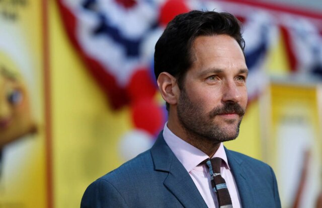 Mario Anzuoni/Reuters O ator Paul Rudd leiloou um escudo do Capitão América autografado por atores da Marvel como forma de arrecadar fundos para um hospital infantil