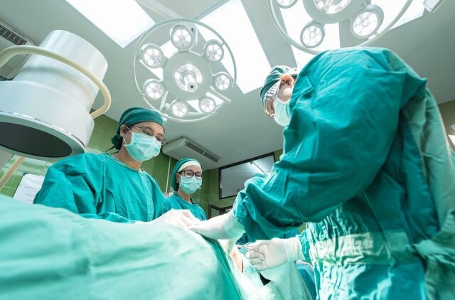 Pixabay Médicos transgêneros e travestis poderão usar nome social em plataformas dos Conselhos Regionais de Medicina.