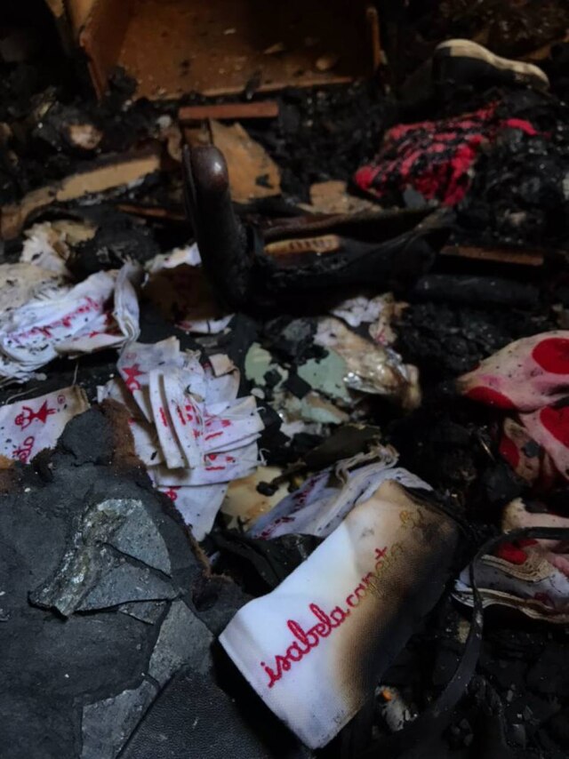 Imagem de arquivo pessoal Incêndio destrói o ateliê de Isabela Capeto