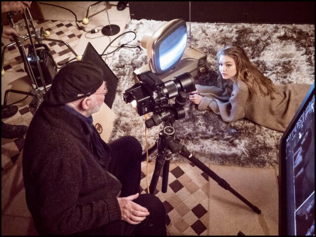 Alessandro Scotti O fotógrafo Albert Watson e Gigi Hadid no shooting do calendário Pirelli 2019