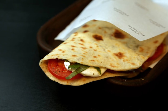 Hélvio Romero/Estadão Piadina caprese