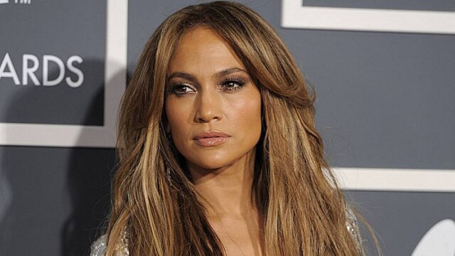 Chris Pizzello/AP Photo A cantora Jennifer Lopez.
