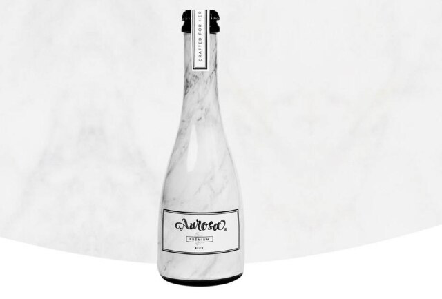 www.aurosa.cz A Aurosa, cerveja para mulher, causou revolta nas redes sociais.
