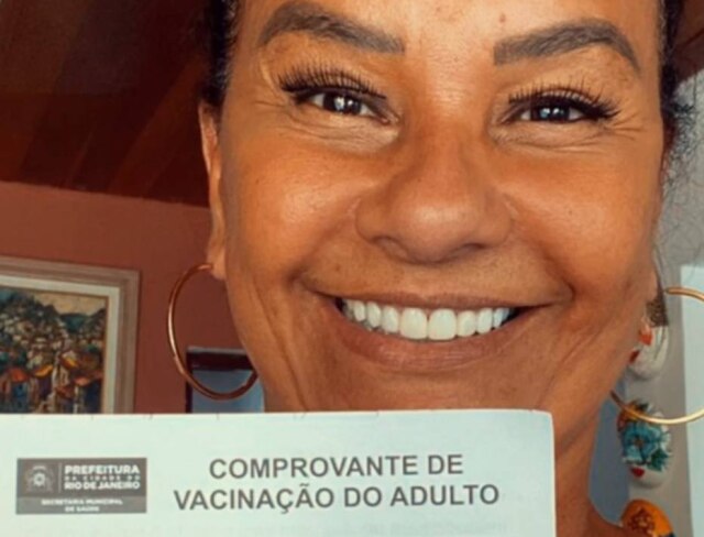 Instagram / @solangecouto Solange Couto