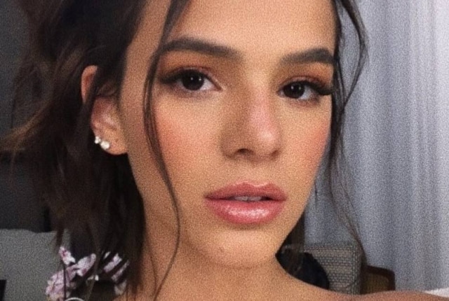 Instagram / @brumarquezine A atriz Bruna Marquezine.