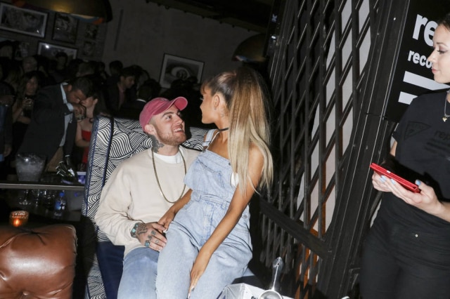 Rebecca Smeyne/The New York Times Mac Miller e Ariana Grande no MTV Video Music Awards em agosto de 2016, em Nova York.