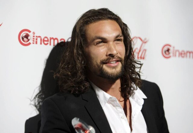 Steve Marcus / Reuters Jason Momoa bateu a cabeça em set de filmagem