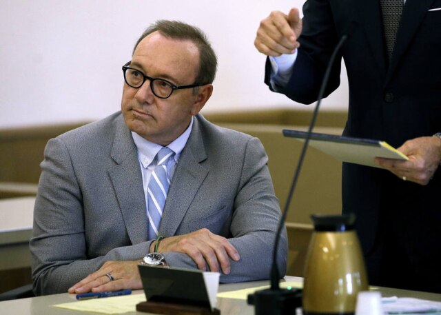 Steven Senne/AP Photo O ator Kevin Spacey em audiência preliminar do julgamento no qual é acusado de agressão sexual.