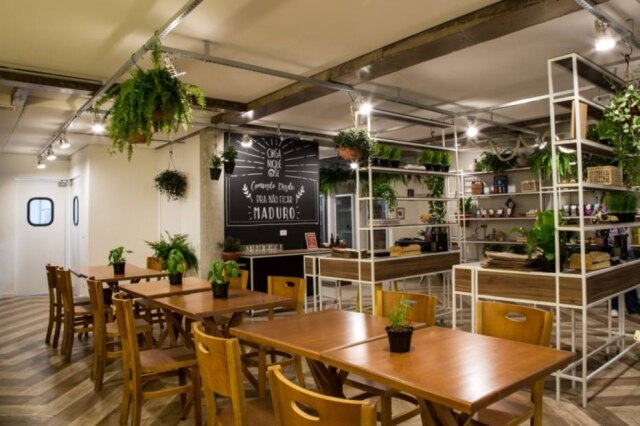 Guilherme Calissi|Divulgação Verde. Ambiente com muitas plantas
