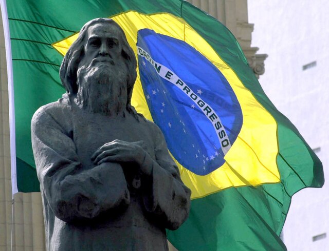 Fábio Motta / Estadão Estátua de Joaquim José da Silva Xavier, o Tiradentes, em frente ao Palácio Tiradentes, na Assembleia Legislativa.