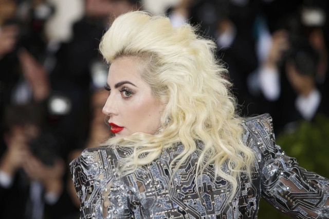 REUTERS/Eduardo Munoz Lady Gaga no tapete vermelho do MET Gala 2016