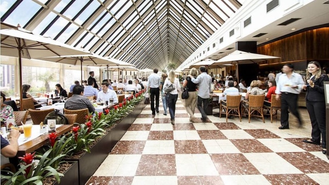 Divulgação Terraço Gourmet atrai o público no shopping Eldorado