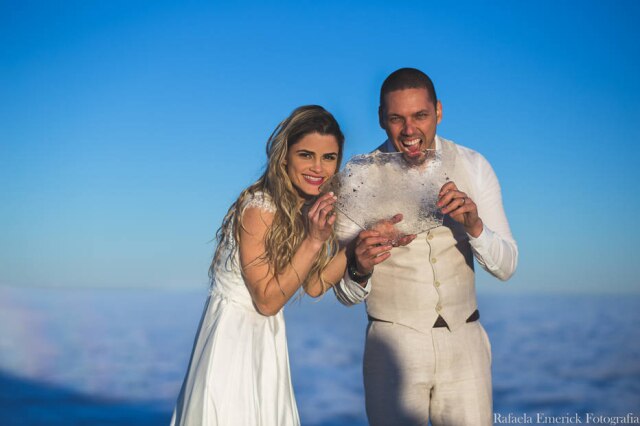Rafaela Emerick Temperaturas negativas fizaram parte do cenário do ensaio feito pelo casal Dariane e Vinícius