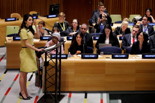 Lucas Jackson/Reuters Amal Clooney, advogada pelos direitos humanos, em discurso na ONU, em Nova York (EUA).