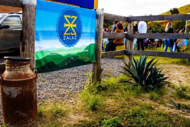 Zalaz Cervejaria Zalaz promove festival na fazenda
