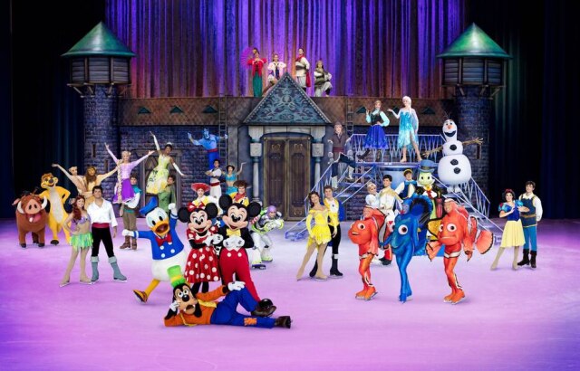 Disney Feld Entertainment / Divulgação Espetáculo 'Disney On Ice - 100 anos de magia' irá reunir diversos personagens presentes nos quase cem anos de história da empresa
