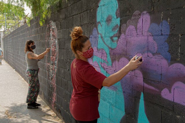 Matheus Sandes / Virada Sustentável Como parte da Virada Sustentável 2020, o 100 Minas na Rua irá produzir um mural com diversos grafites feitos por 22 artistas