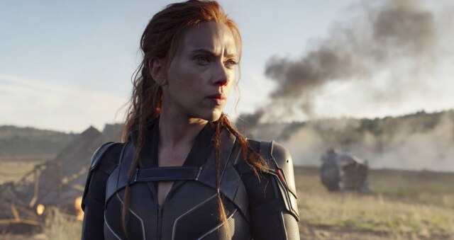 Marvel Studios/Disney Scarlett Johansson em uma cena de 'Viúva Negra'