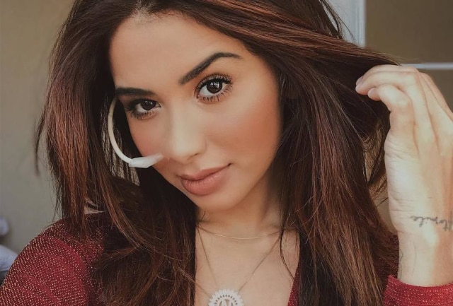 Instagram.com/@almeidanara Nara Almeida passou cinco dias na UTI devido ao câncer de estômago que tem tratado.
