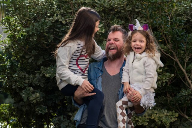 Foto: Giselle Sauer Marcos Piangers é pai de Anita, 13 anos; e Aurora, 5 anos.