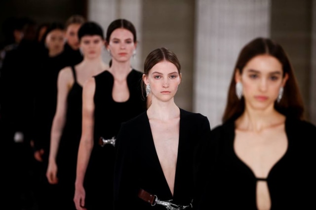REUTERS/Henry Nicholls Apresentação da estilista Victoria Beckham, ex-Spice Girl, na Semana de Moda de Londres.