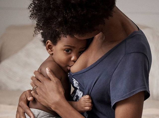 Instagram/ @gap 'Muito obrigada por nos ajudar a normalizar a amamentação', dizia um dos comentários no post