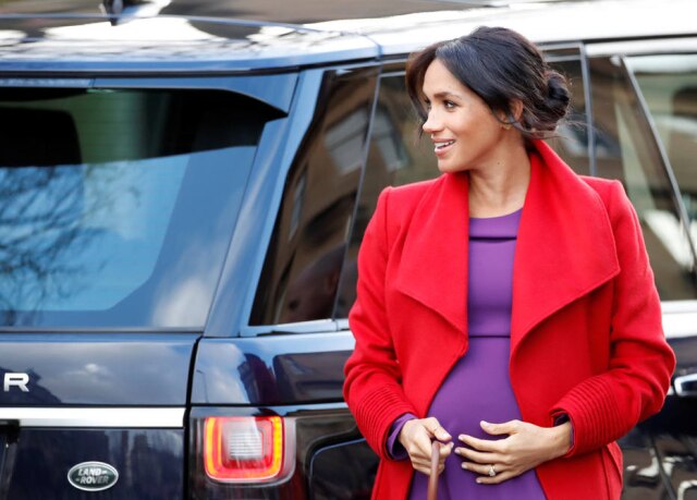 Carl Recine/Reuters Meghan Markle, duquesa de Sussex, em visita à cidade de Birkenhead.
