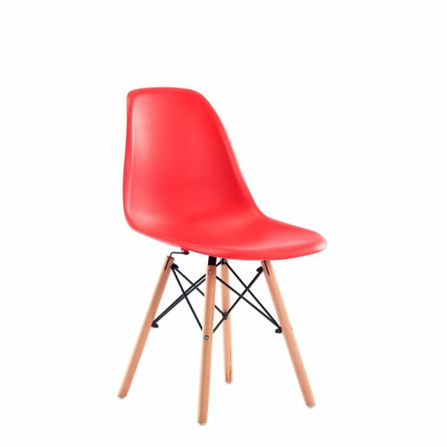 Magalu Da Magalu, cadeira com desenho retrô, por R$ 79,90
