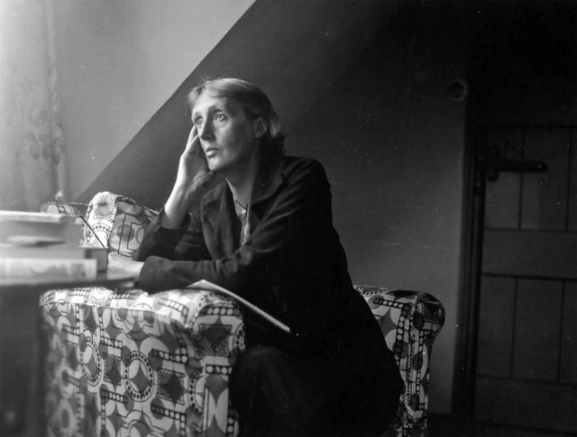 Domínio público Primeira edição integral em português dos diários de Virginia Woolf chega ao mercado literário brasileiro