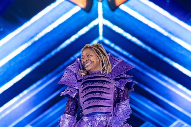 Globo/Kelly Fuzaro Mart'nália é o Jacaré no ‘The Masked Singer Brasil’