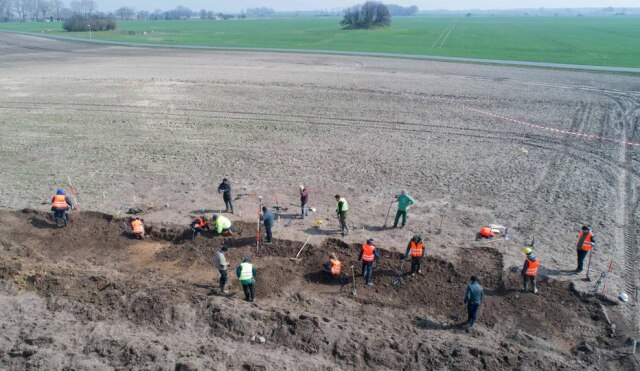 Stefan Sauer / DPA via AP Foto do local tirada por um drone