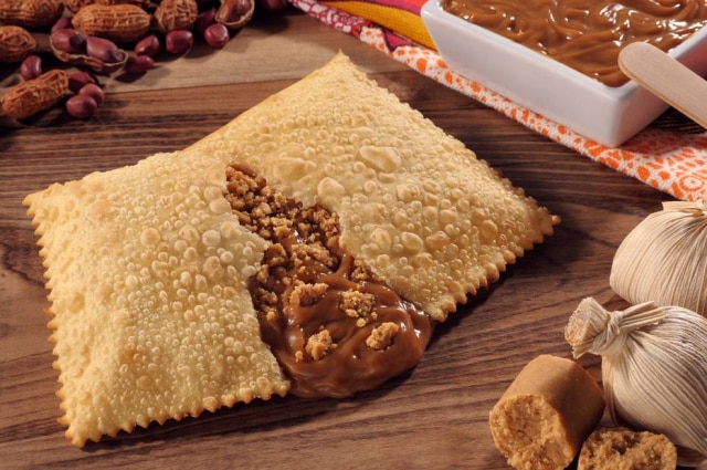 Divulgação / Paçoquita e 10 Pastéis Pastel de paçoca com doce de leite.