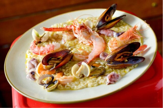 Tadeu Brunenelli|Divulgação Risotto ai frutti di mare. Arroz carnaroli com frutos do mar do dia, uma das opções do festival