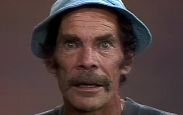 Reprodução de 'Chaves' (1972) / SBT Ramón Valdés como o Seu Madruga, personagem do seriado 'Chaves'.