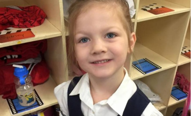 Reprodução/Facebook Bethany Johnson Howell Ashlynd Howell admitiu ter feito as compras e disse para a mãe ficar tranquila, pois 'tudo chegaria em casa pelo correio'