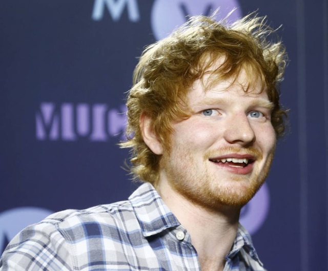 REUTERS/Mark Blinch Ed Sheeran pode estar noivo.