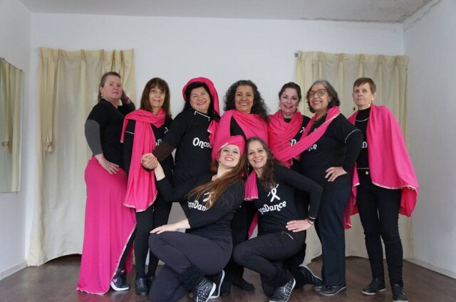 Facebook/OncoDance Integrantes do projeto OncoDance, no Rio Grande do Sul, conectam arte e luta contra o câncer.