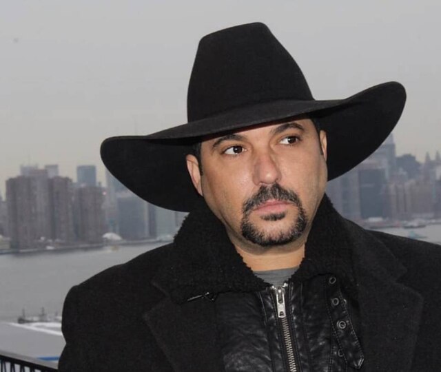 Instagram/@edsonsertanejo Cantor Edson, da dupla sertaneja com Hudson, está com coronavírus