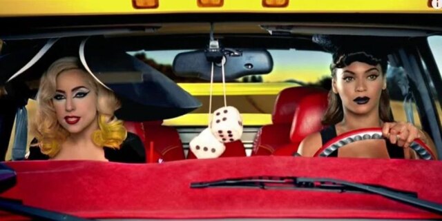 YouTube O videoclipe do megahit 'Telephone' foi lançado em 11 de março de 2010 e chamou a atenção de todo o mundo na época pelos visuais das cantoras Lady Gaga e Beyoncé, pelas coreografias e pela trama do vídeo, onde as cantoras interpretavam duas criminosas.