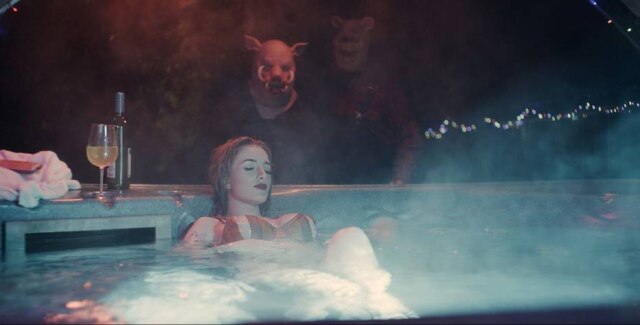 Jagged Edge Productions Ursinho Pooh e Leitão vão se tornar assassinos em novo filme de terror.